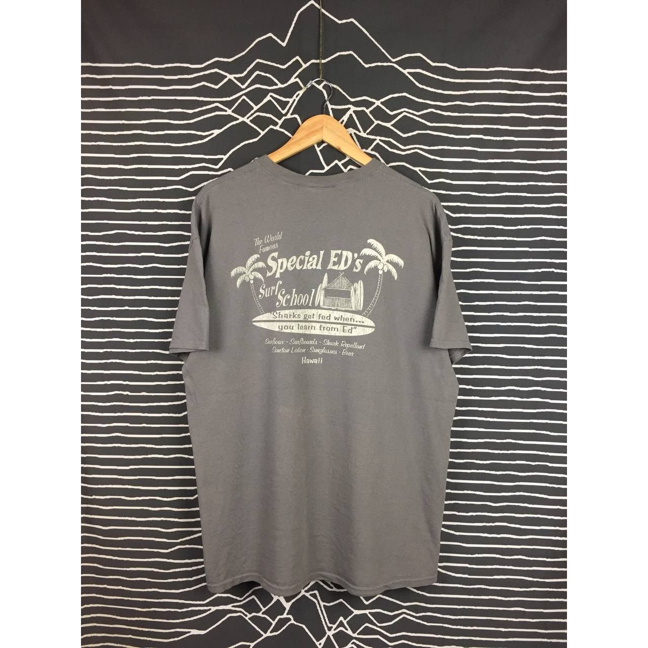 Vintage Special Ed's The World Famous Surf School Hawaii Tee Size US XL / EU 56 / 4 - 2 Thumbnail
