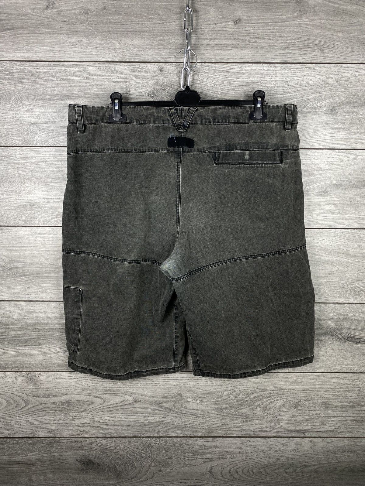 Nike Mens Vintage Nike Cargo Faded Baggy Shorts Size US 38 / EU 54 - 13 Thumbnail