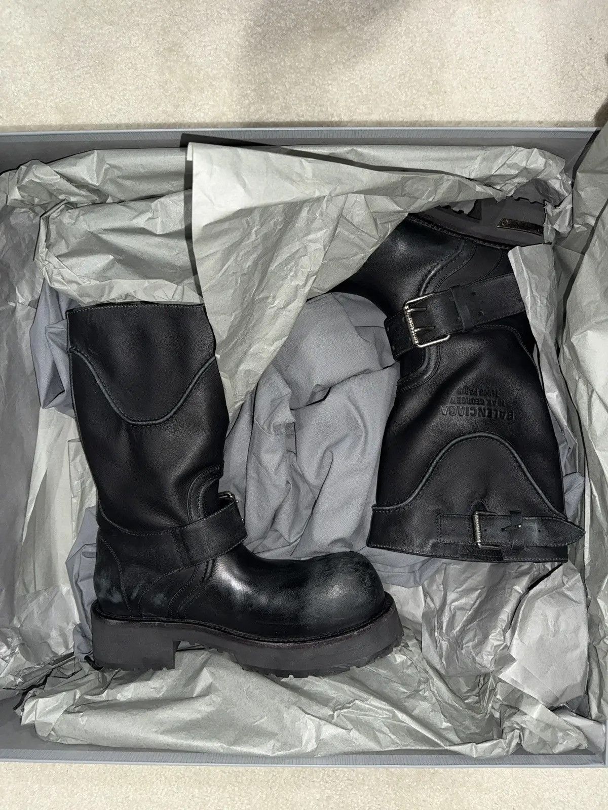Balenciaga Balenciaga Venom Boots Mid Top Size US 9 / EU 42 - 1 Thumbnail