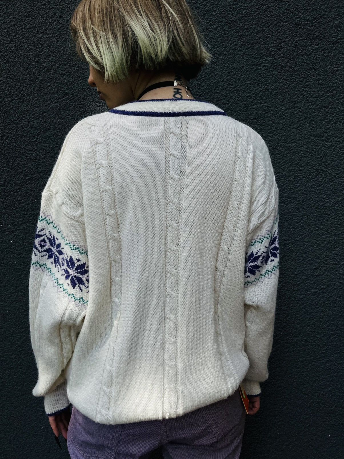 Vintage Scapardino Embroidered Knit Sweater late 1990s – early 2000s Size US L / EU 52-54 / 3 - 2 Thumbnail