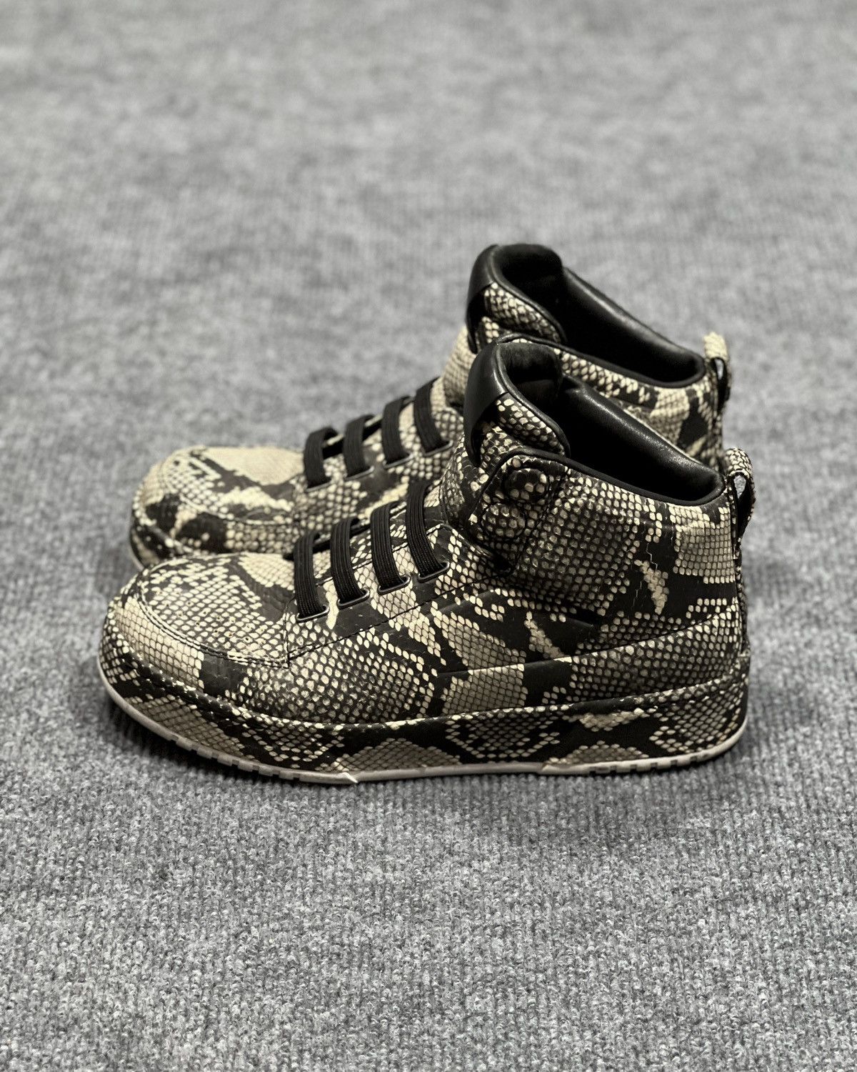 3.1 Phillip Lim 3.1 Phillip Lim Skake Skin High Top Sneaker Size US 8 / EU 41 - 3 Thumbnail