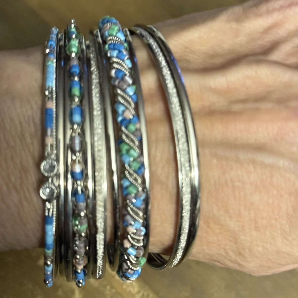 Other Silver tone bangle bracelet set Size ONE SIZE - 2 Thumbnail