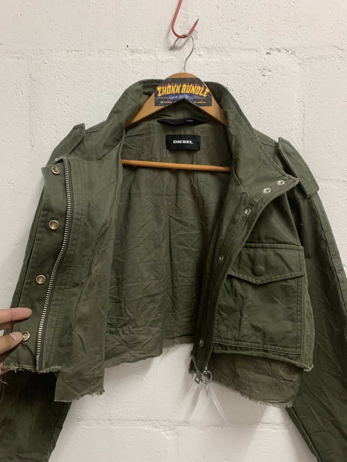 Diesel Vintage Diesel Cropped Military Style Jacket Size XL / US 12-14 / IT 48-50 - 4 Thumbnail