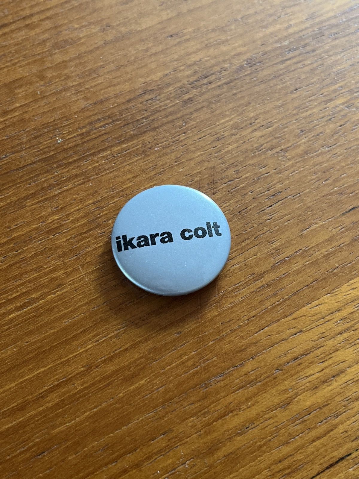 Band Tees × Vintage Ikara Colt band vintage button Size ONE SIZE - 1 Thumbnail
