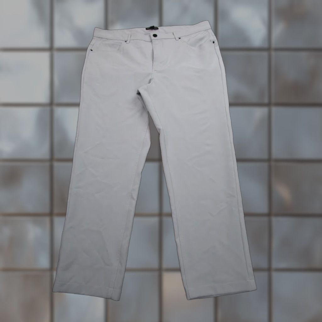 Saks Fifth Avenue Saks Fifth Avenue Pants Mens 36 Gray Stretch Ankle Golf Performance Five-Pocket Everyday Casual Workwear Straight Leg Size US 36 / EU 52 - 1 Thumbnail