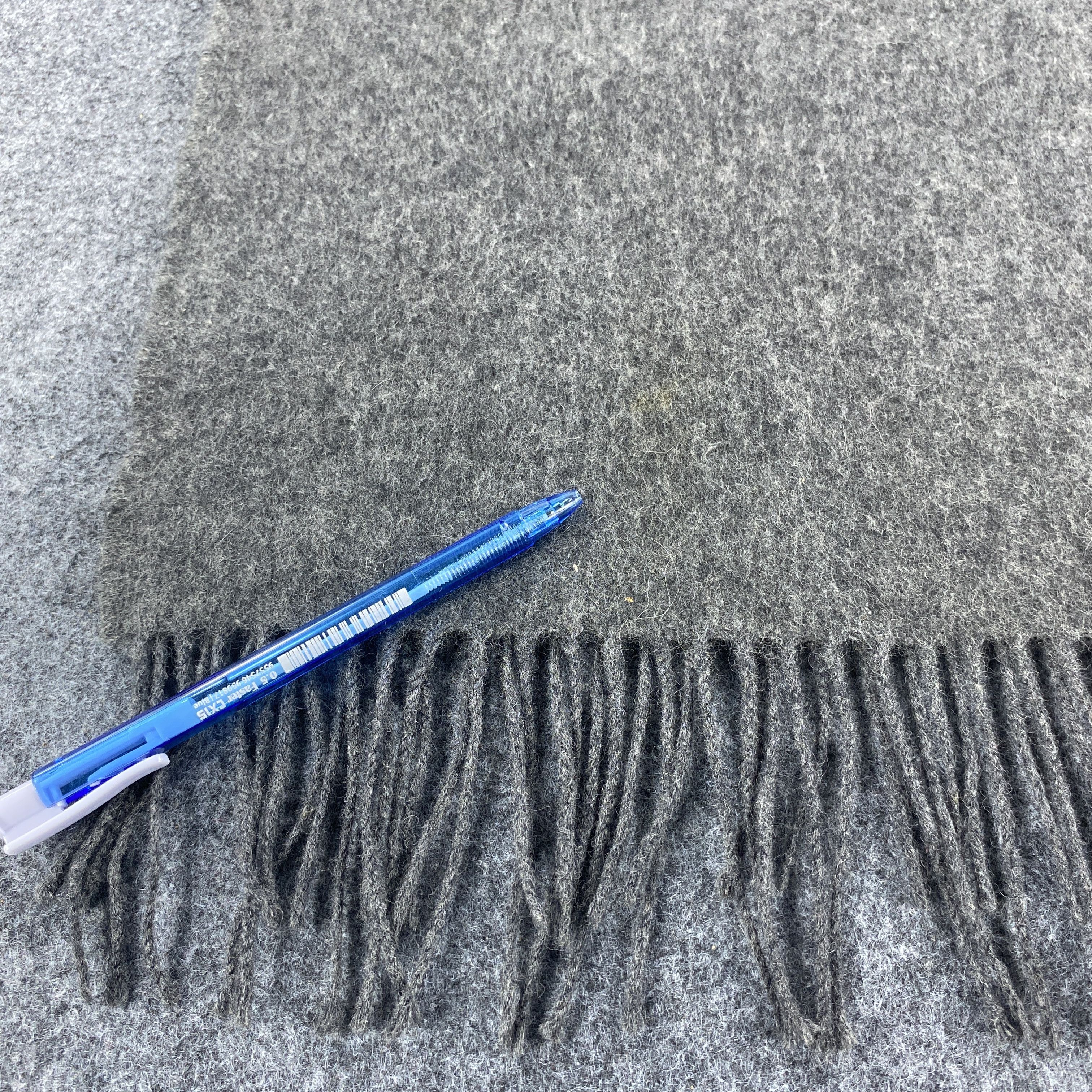 Johnstons Of Elgin × Vintage Johnstons of Elgin Scarf # Muffler # Neckwear # D338 Size ONE SIZE - 8 Thumbnail