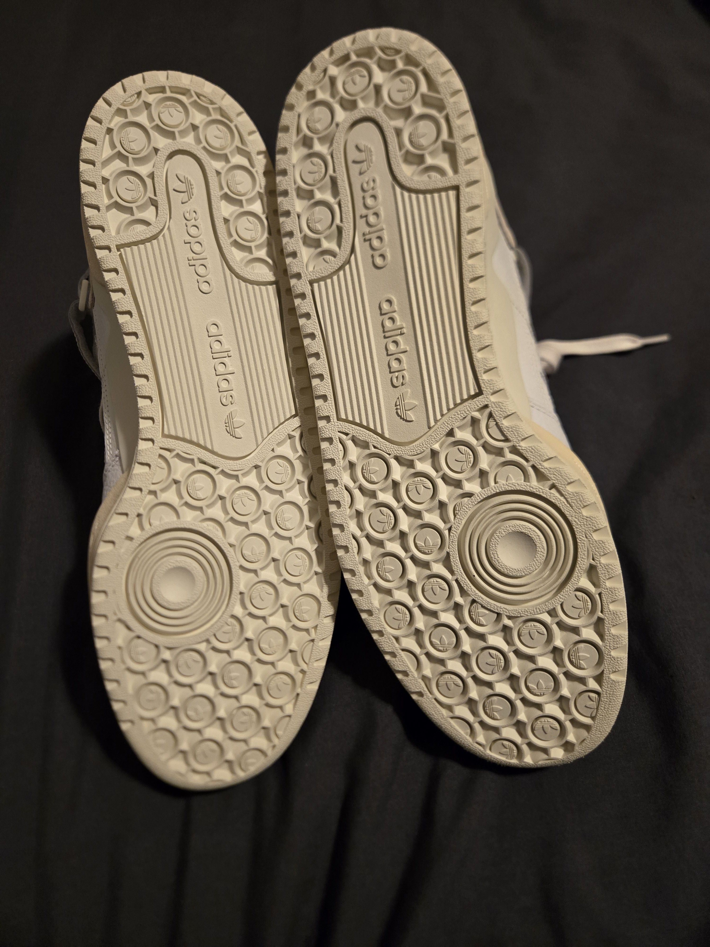 Adidas Forum 84 Hi White/Gold Size US 11 / EU 44 - 10 Thumbnail