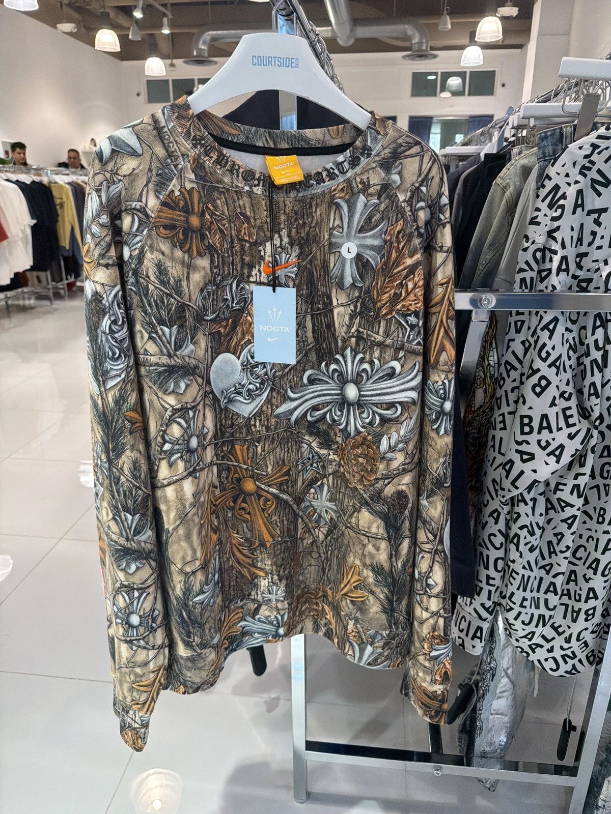 Chrome Hearts × NOCTA × Nike Chrome Hearts Nocta Tree Camo Horseshoe Crewneck Size US L / EU 52-54 / 3 - 2 Thumbnail