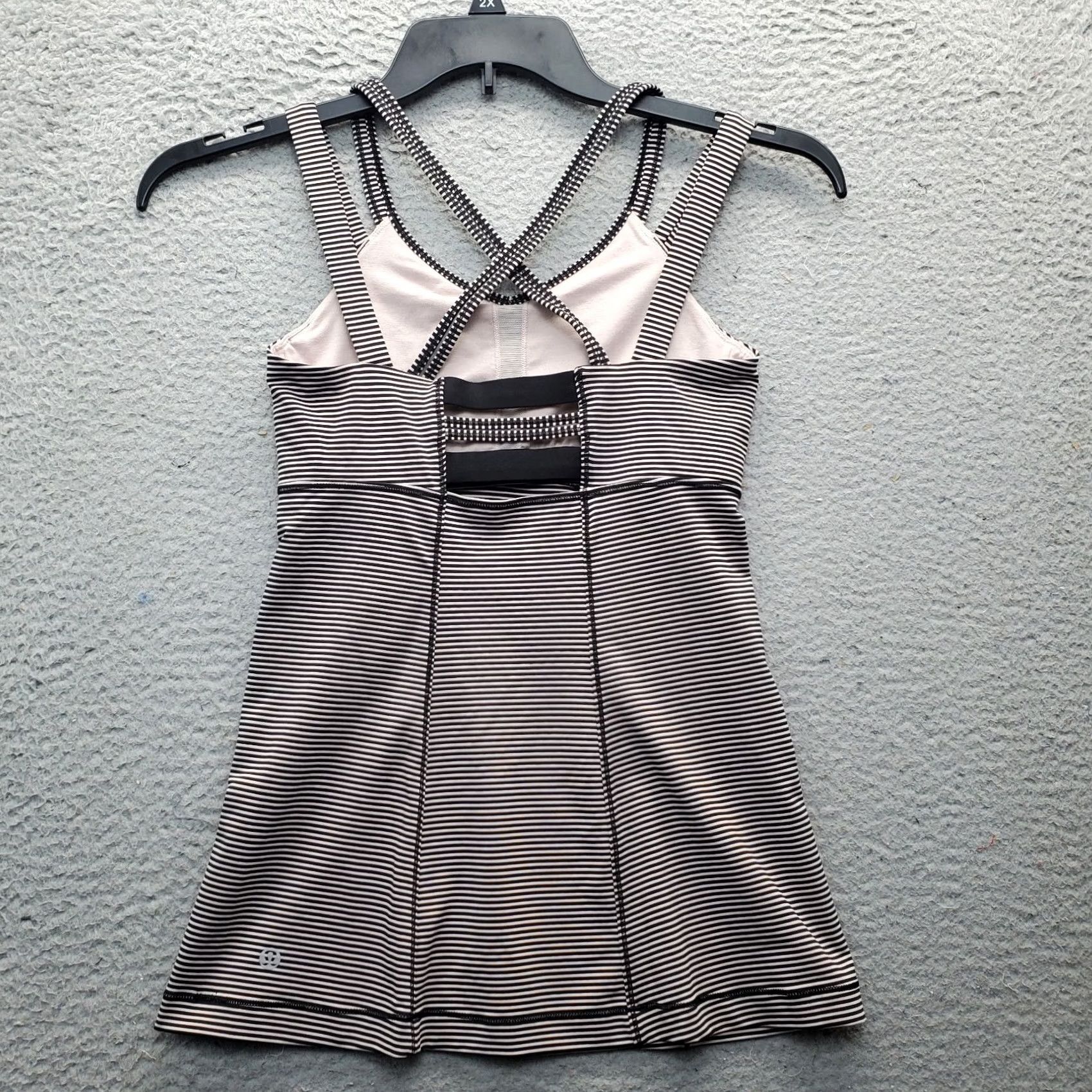 Lululemon Lululemon Tank Top Womens 6 Striped Padded Multicolor Sleeveless Pullover Gym Activewear Shirt Size M / US 6-8 / IT 42-44 - 2 Thumbnail