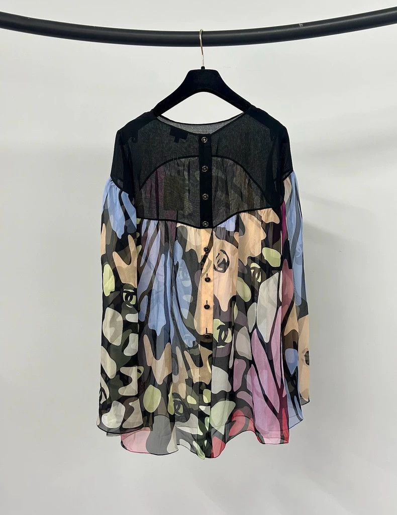 Chanel Chanel Color printed silk long sleeves Size XS / US 0-2 / IT 36-38 - 2 Thumbnail