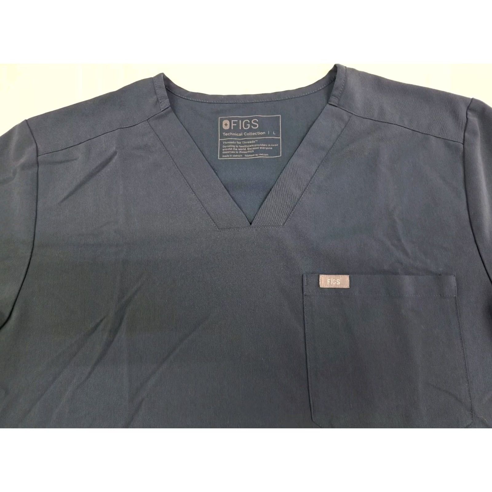 Vintage Figs Mens Scrub Top Technical Collection Large Bluish/Grey Pockets V Neck TM3000 #5906 Mens Size L Size US L / EU 52-54 / 3 - 3 Thumbnail