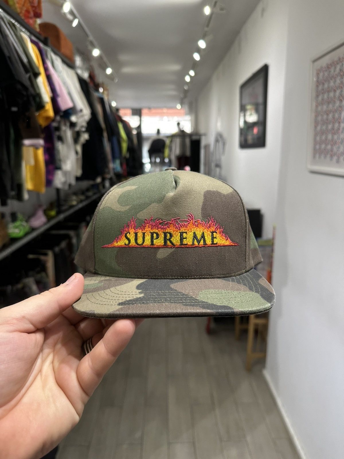 Supreme Supreme Annihalation Camo Snapback S/S 2017 Size ONE SIZE - 1 Thumbnail