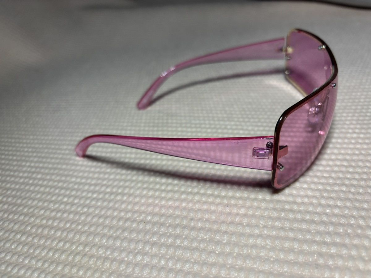 Vintage Y2K pink sunglasses Size ONE SIZE - 3 Thumbnail