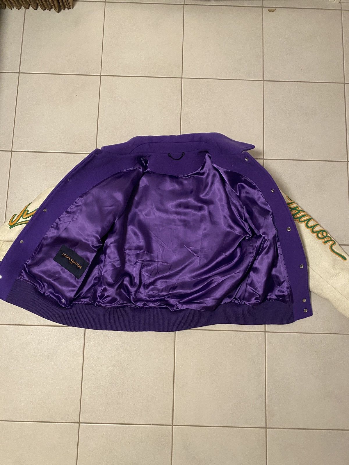 Louis Vuitton × Virgil Abloh Louis Vuitton X Virgil Abloh AW22 purple frog varsity jacket Size US XXL / EU 58 / 5 - 16 Thumbnail