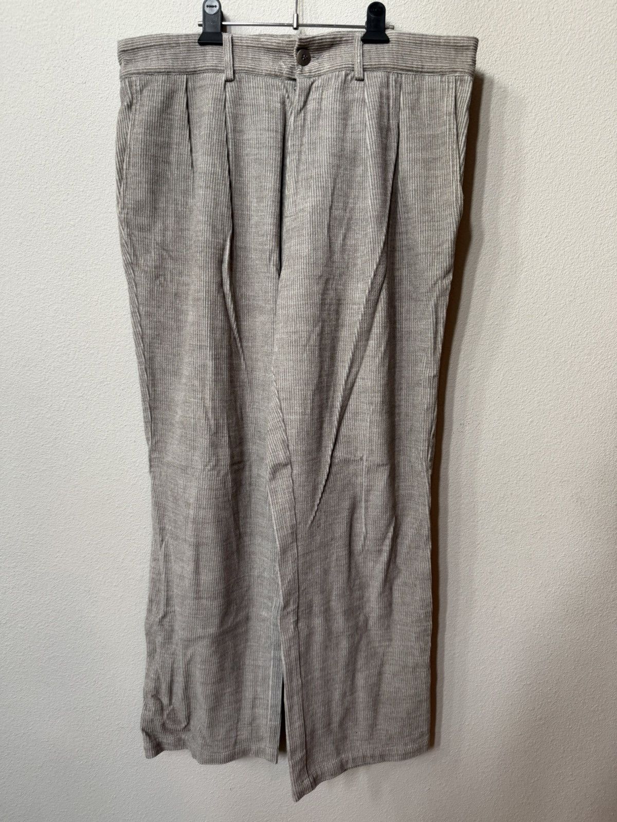 Light gray corduroy pants 34