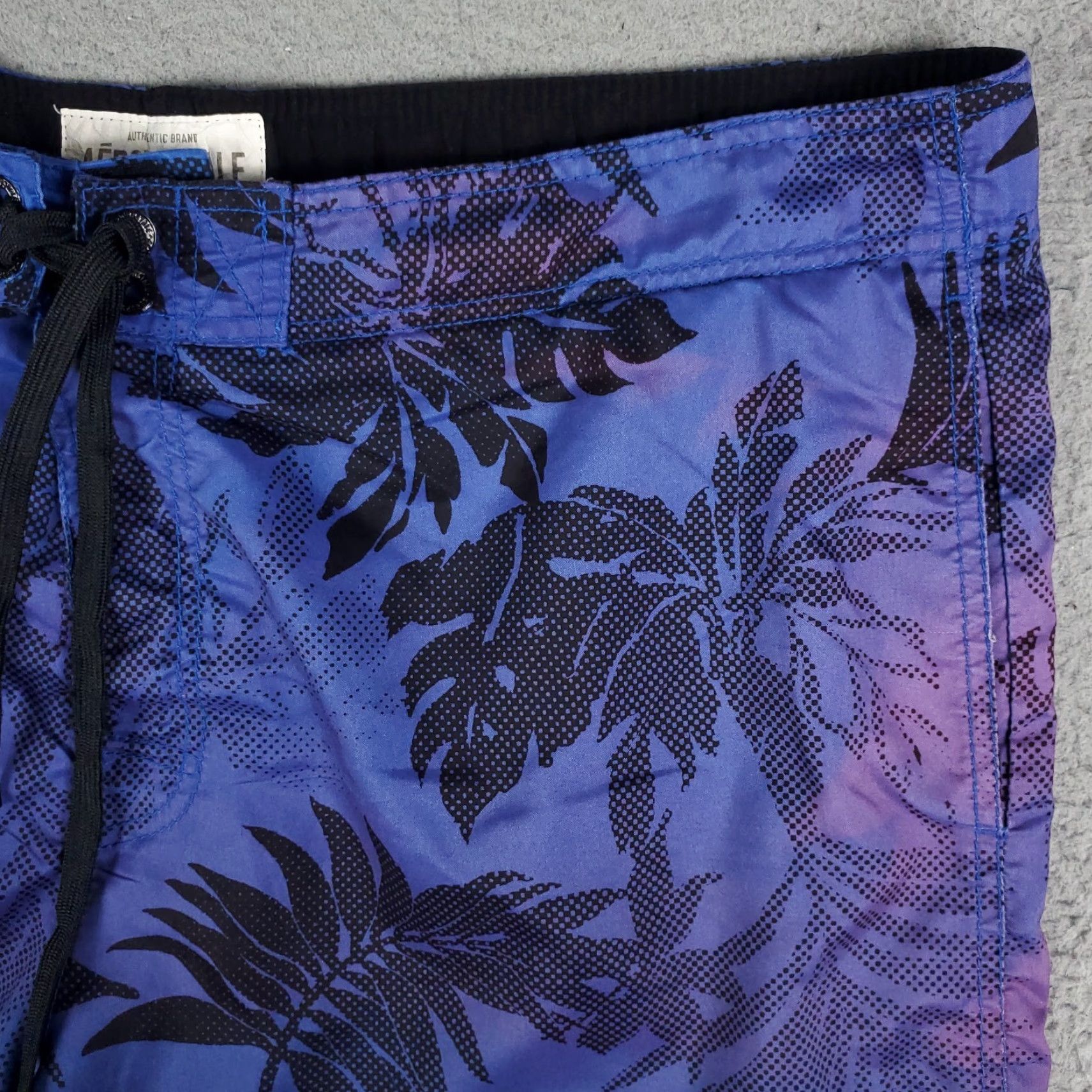 Vintage Aéropostale Swim Trunks Mens 2XL Blue Floral Beach Board Shorts Size US 39 - 3 Thumbnail