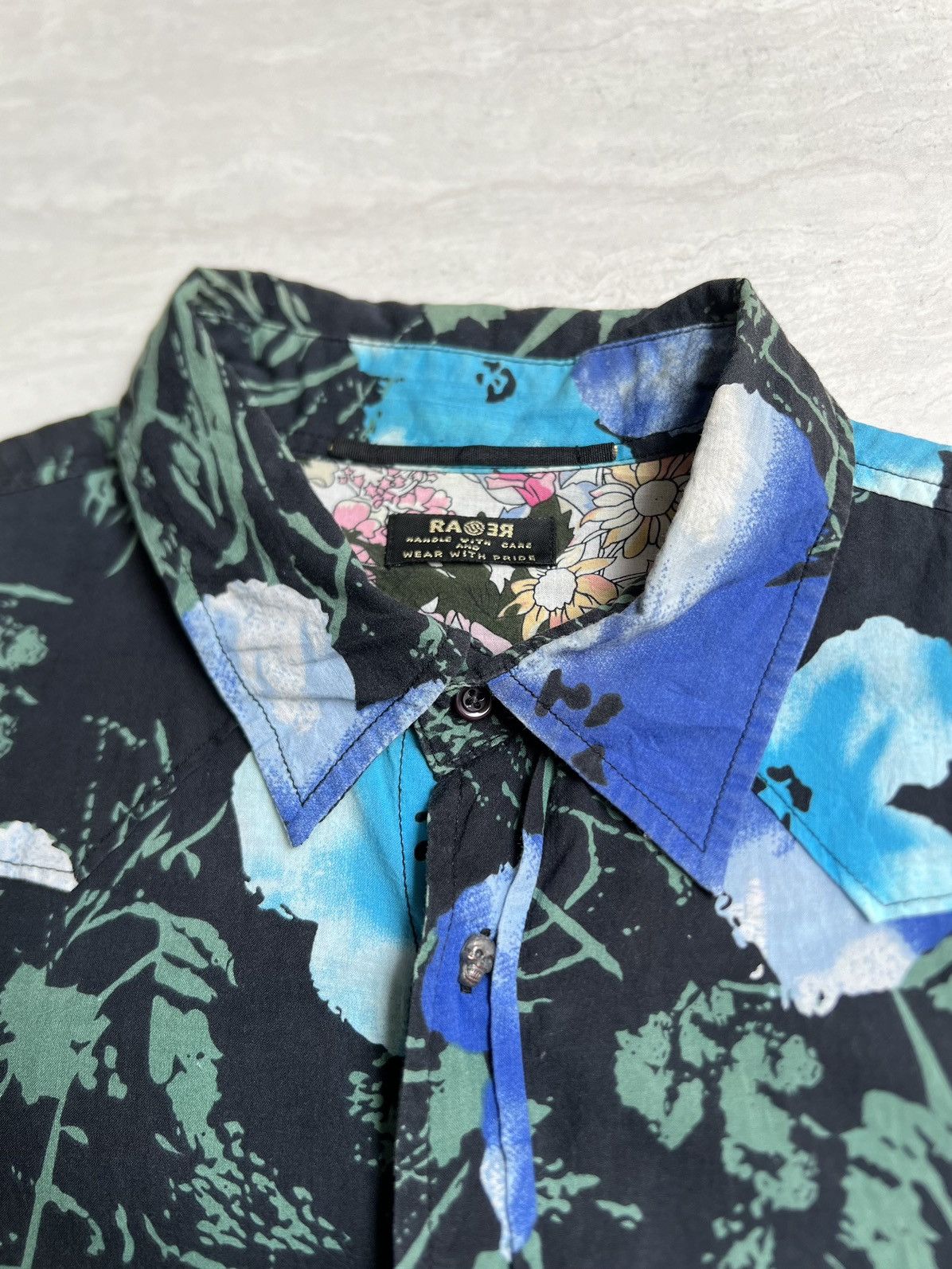 Other RARE Wear With Pride Flower Motive Shirt Size US M / EU 48-50 / 2 - 10 Thumbnail