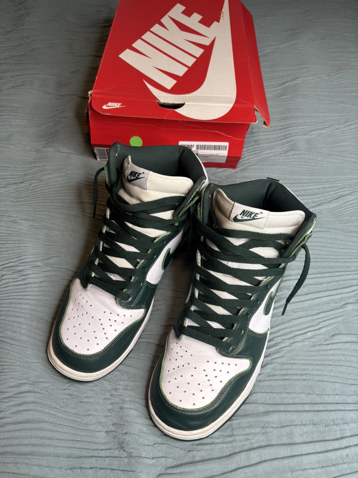 Nike Nike Dunk High SP “Spartan Green” / “Michigan State” Size US 10.5 / EU 43-44 - 2 Thumbnail