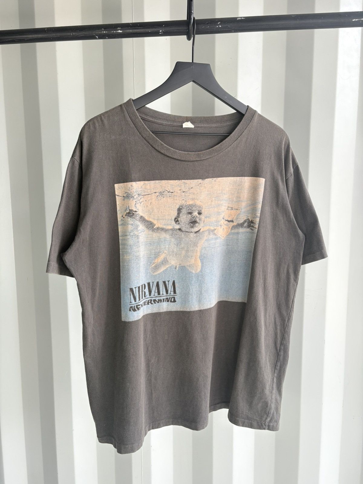 Band Tees Nirvana Nevermind Sun Faded Distressed ERD GRUNGE WCC Band Size US XL / EU 56 / 4 - 1 Thumbnail