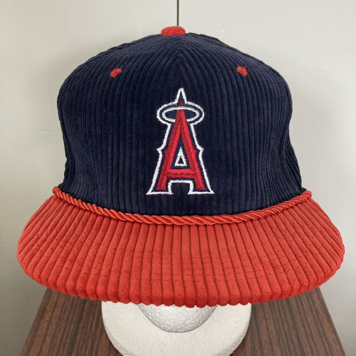 MLB LOS ANGELES ANAHIEM ANGELS SNAPBACK CAP HAT CORDUROY MLB LA Size ONE SIZE - 1 Thumbnail