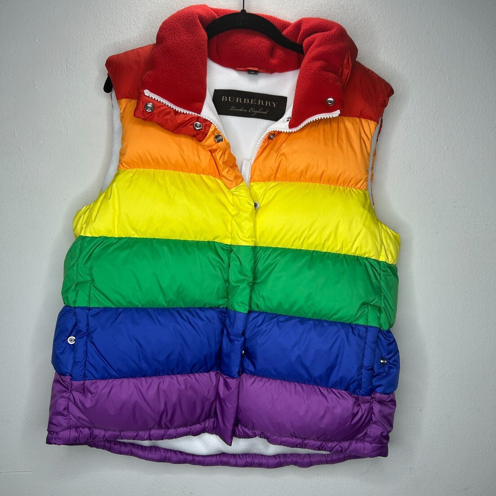 Burberry RARE Burberry Rainbow Stripe Quilted Puffer Vest Zip S Size S / US 4 / IT 40 - 1 Thumbnail