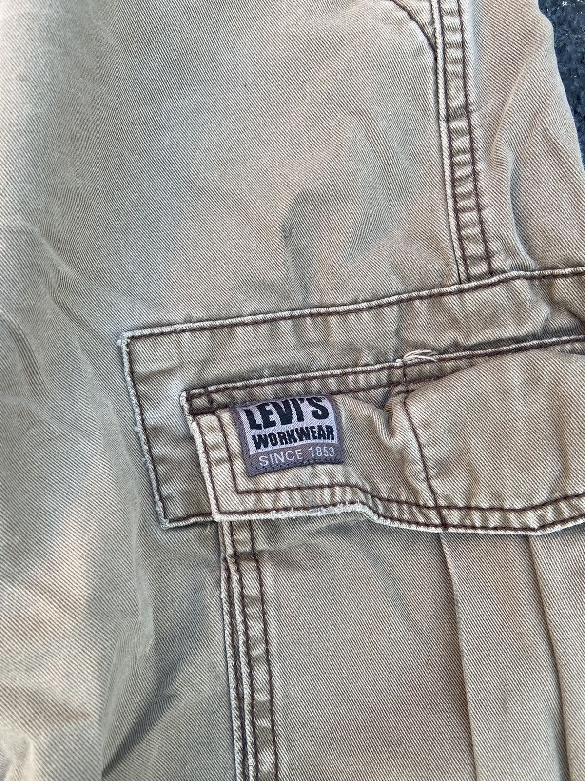 Levi's Crazy Vintage Baggy Y2K Levis Cargo Skate Faded Shorts USA Size US 38 / EU 54 - 3 Thumbnail