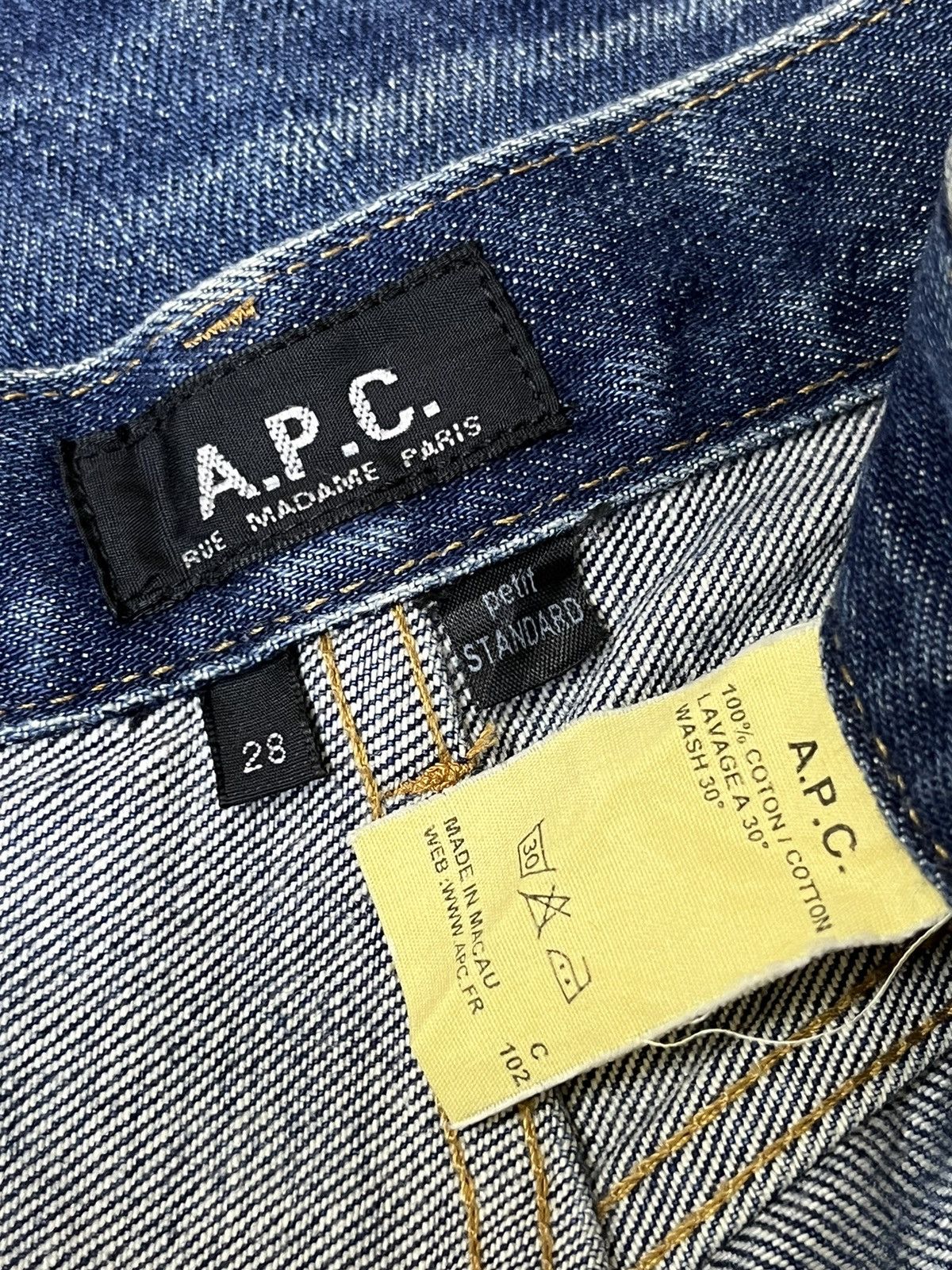 A.P.C. A.P.C RUE MADAME PARIS JEAN BUTTON REDLINE SELVEDGE JEANS Size US 30 / EU 46 - 17 Thumbnail