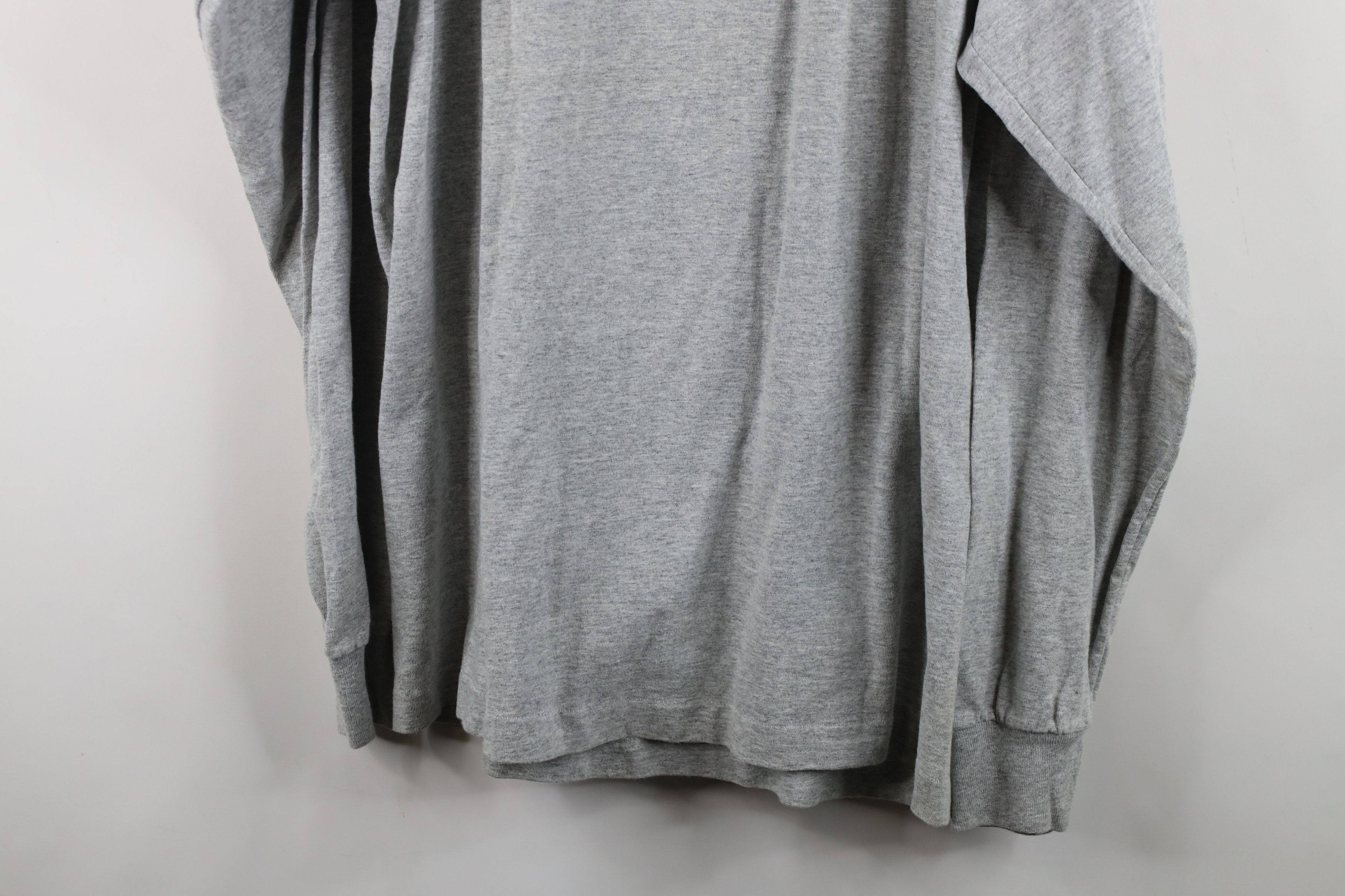 Vintage Vintage 90s Lawyers King Henry Stratford Festival T-Shirt Size US XL / EU 56 / 4 - 14 Thumbnail
