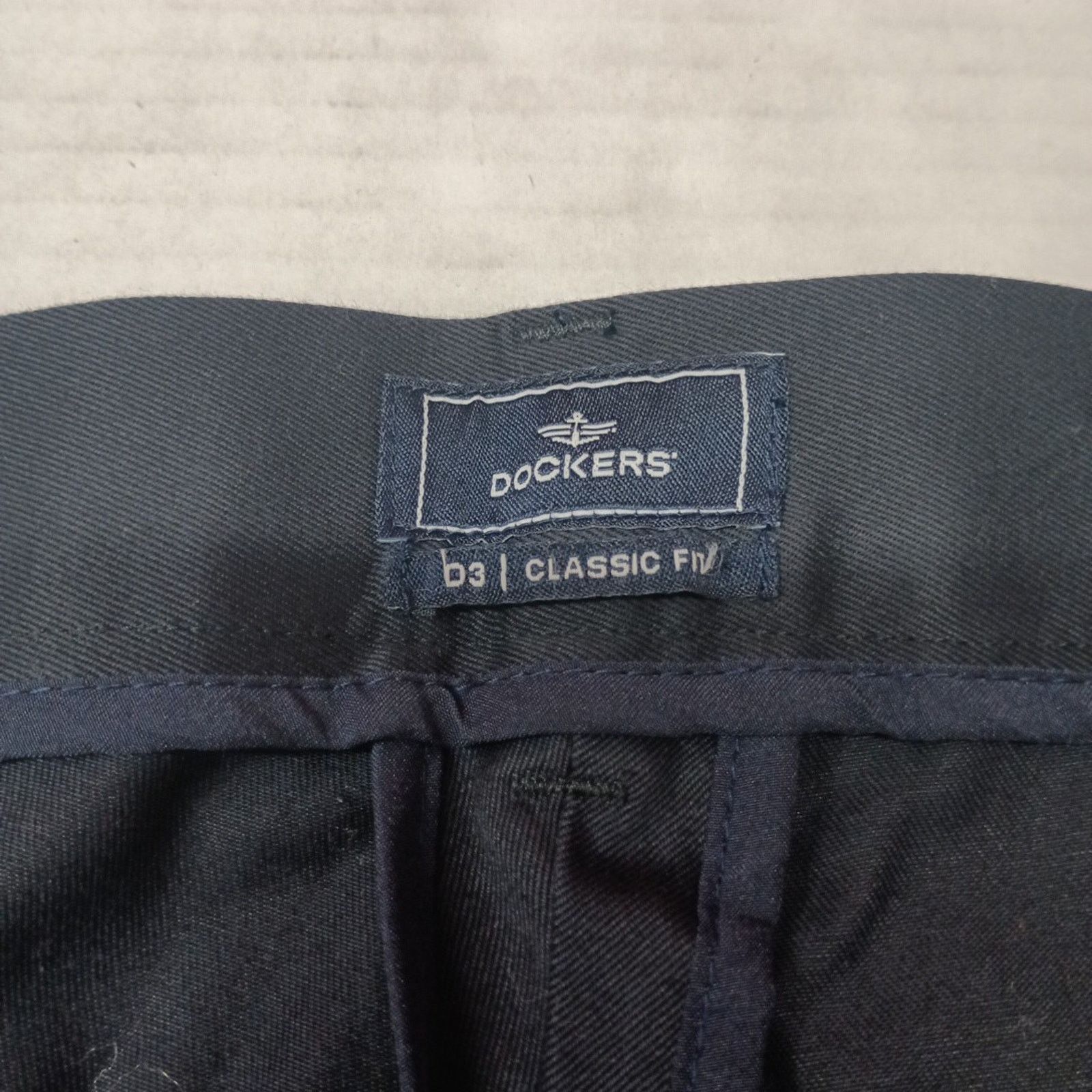 Dockers Dockers Signature Khakis Men's 44x32 Black Classic Pleated Size US 44 / EU 60 - 5 Thumbnail