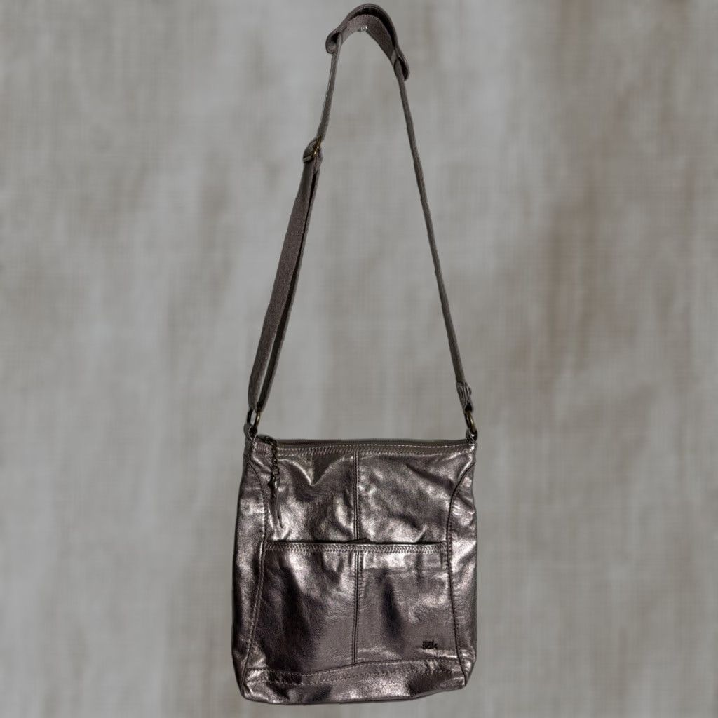 The Sak Lucia Pyrite Metallic Gold Leather Crossbody Purse 11x10x2 Women Leather Crossbody Purse Gold 11x10x2 The Lucia Women's Purse