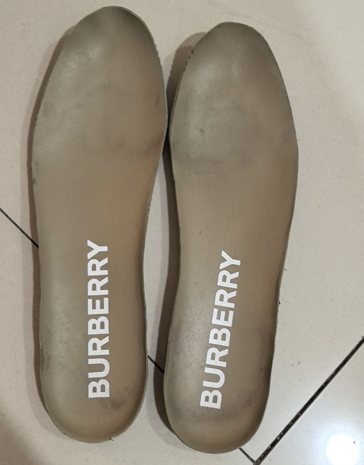 Burberry Burberry Ramsey 'Vintage Check - Beige' Size US 9 / EU 42 - 7 Thumbnail