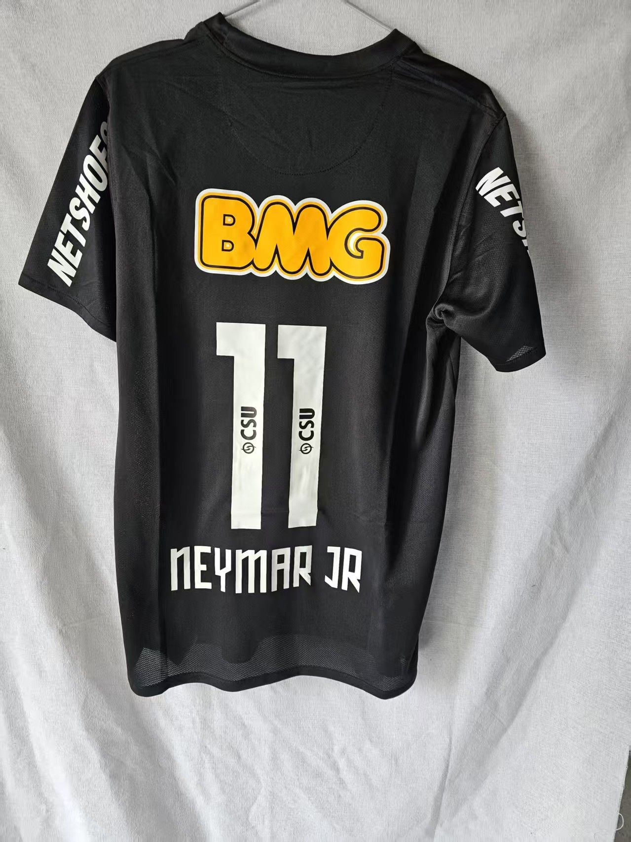 Other Vintage Santos 10 Neymar Jersey Black Size US XL / EU 56 / 4 - 1 Thumbnail