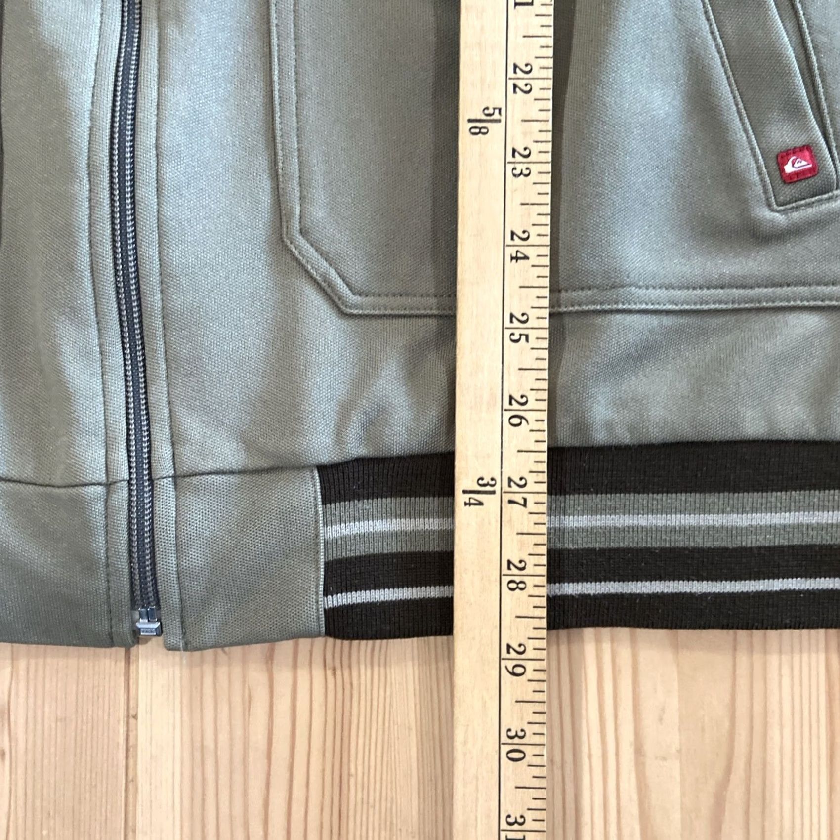 Quiksilver VINTAGE Quiksilver Windbreaker Jacket Mens 2XL Olive Green Solid Zipper Pockets Logo Embroidered 90s Retro Outdoor Windproof Full Zip Size US XXL / EU 58 / 5 - 5 Thumbnail