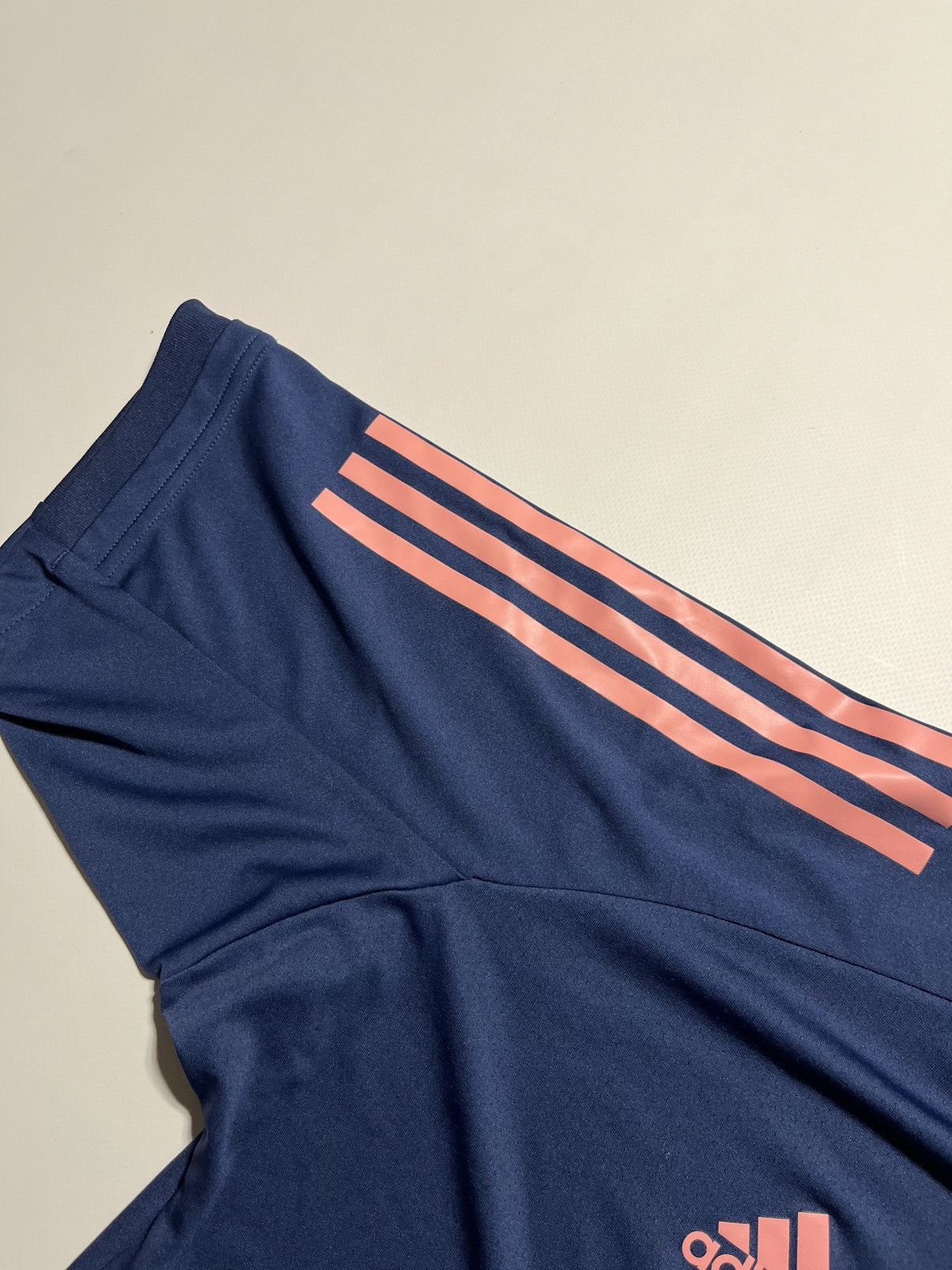 Adidas Arsenal 2020/21 BLOKECORE Adidas Boxy Fit Jersey Size US L / EU 52-54 / 3 - 5 Thumbnail