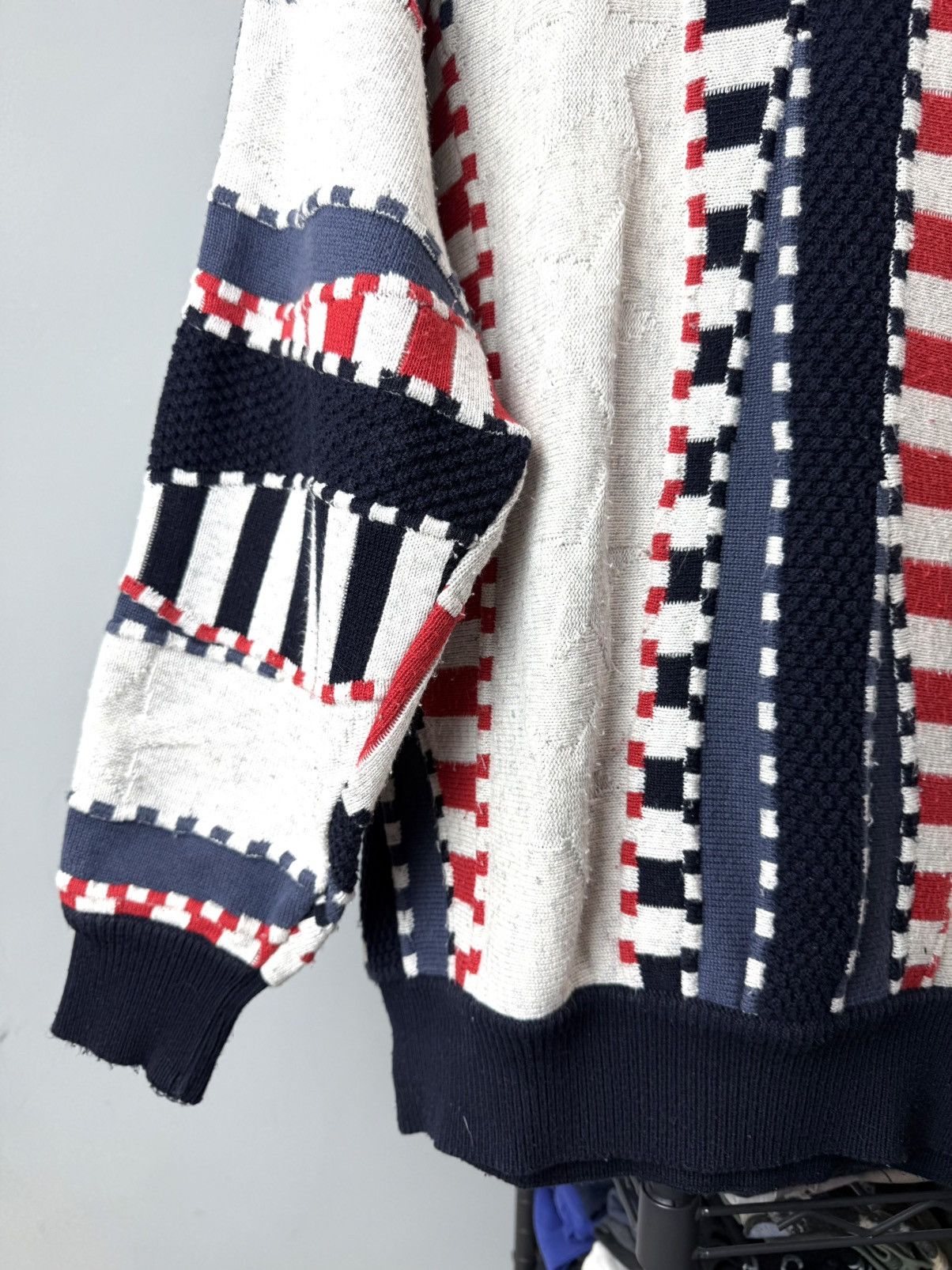 Coogi Rare Vintage Carlo Colucci American Flag Coogi Style Sweater Size US L / EU 52-54 / 3 - 3 Thumbnail