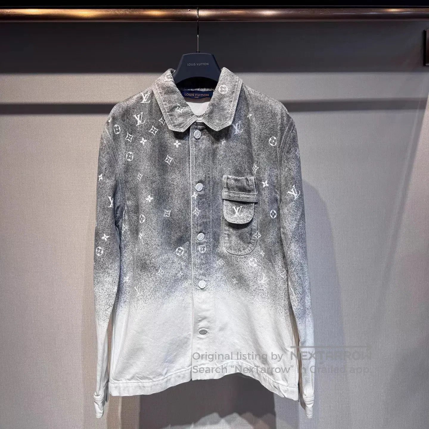 Louis Vuitton Gray Gradient Pattern Button-Up Shirt XS. Size US XS / EU 42 / 0 - 2 Thumbnail