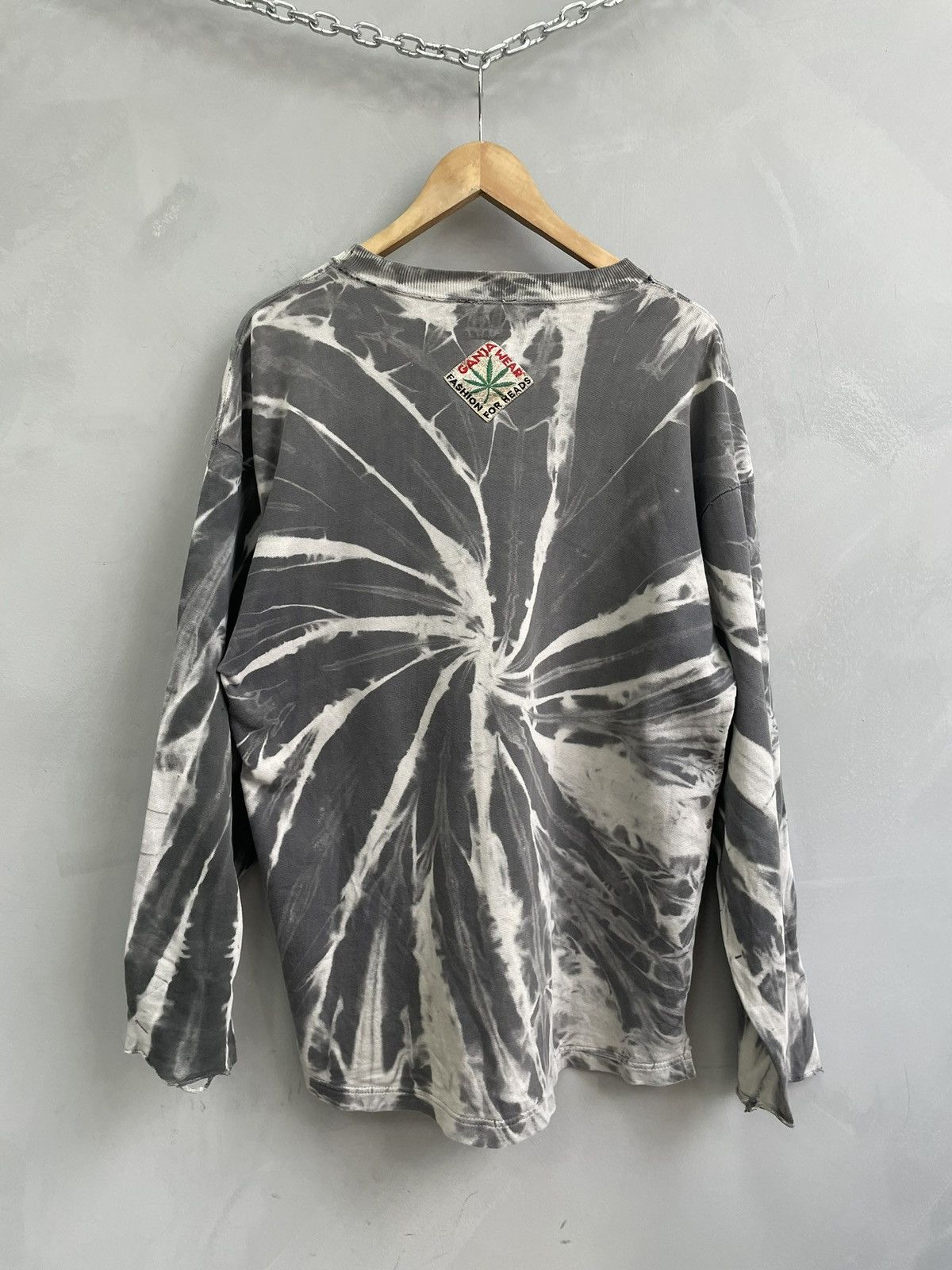 Band Tees Vintage 90s Kurt Cobain style faded ganja wear sweatshirt Size US L / EU 52-54 / 3 - 7 Thumbnail