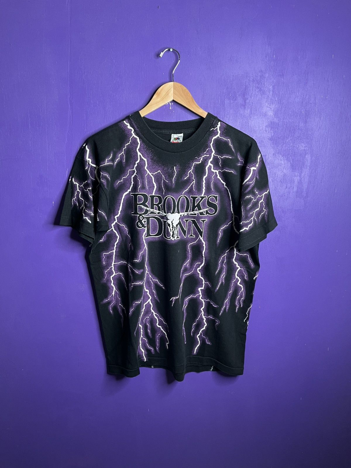 Vintage 90s Brooks N Dunn electric rodeo lightning AOP tee