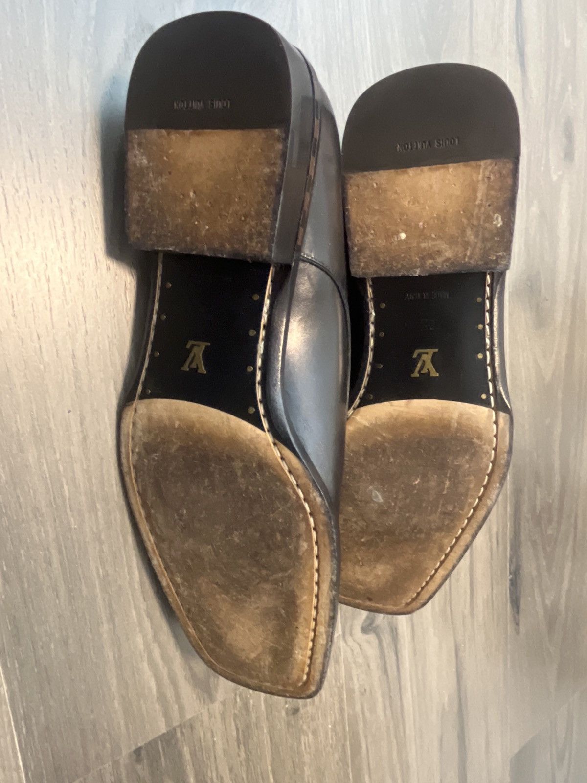 Louis Vuitton Louis Vuitton Men’s Shoe Size US 6.5 / EU 39-40 - 9 Thumbnail