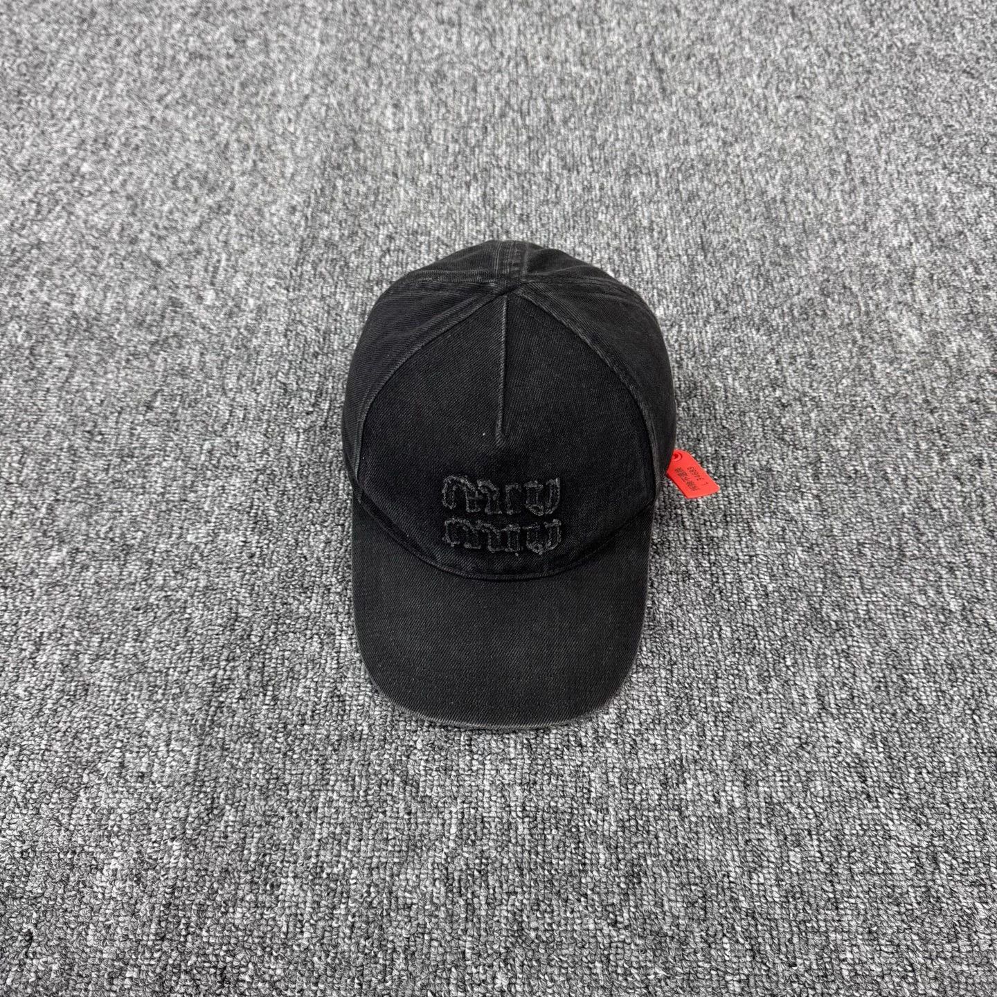Miu Miu MIU MIU Distressed Patch Logo S 57cm 98 New Cap Size ONE SIZE - 1 Thumbnail