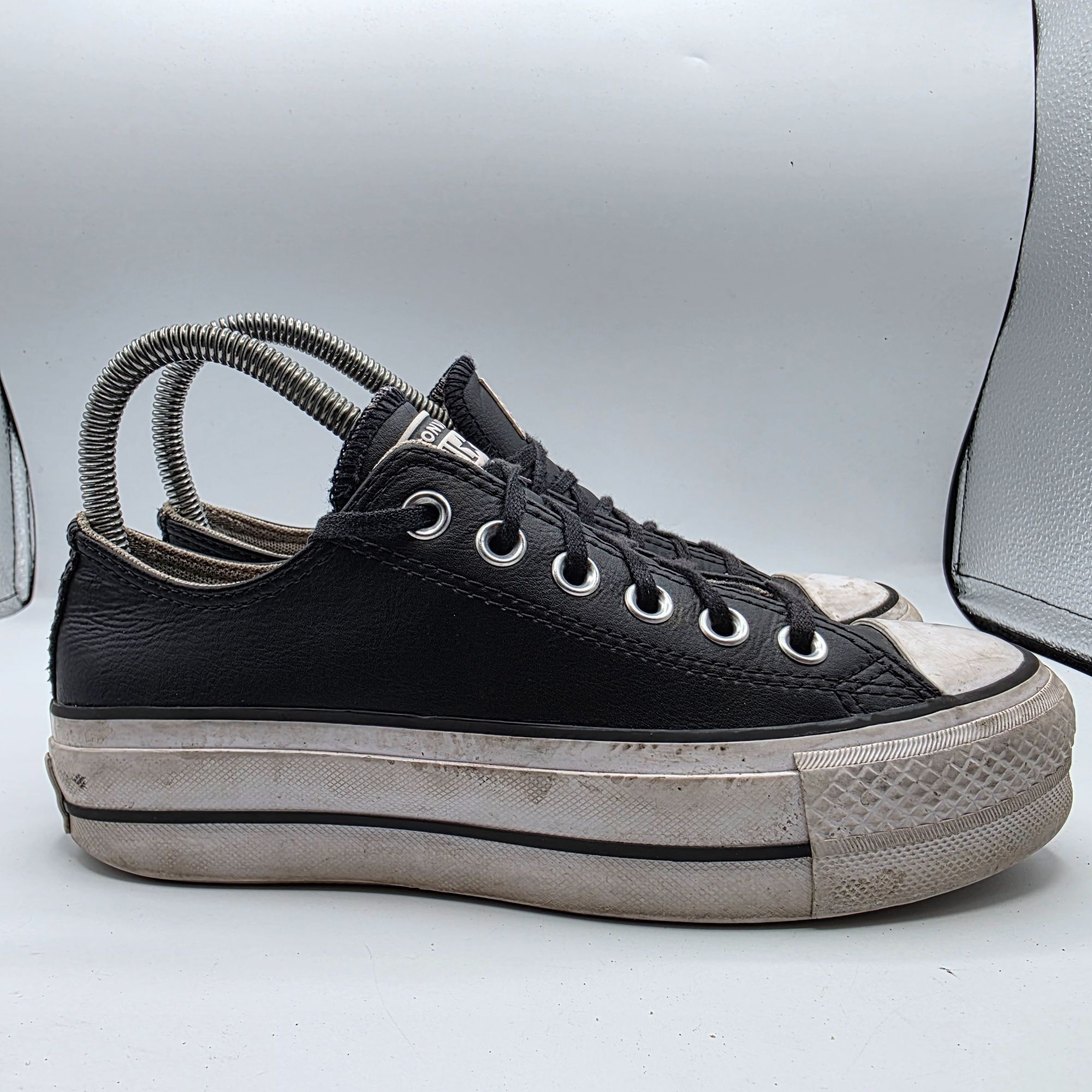 Converse Converse All Star Women’s Size 5.5 Black Leather Low Top Sne Size US 5.5 / IT 35.5 - 12 Thumbnail