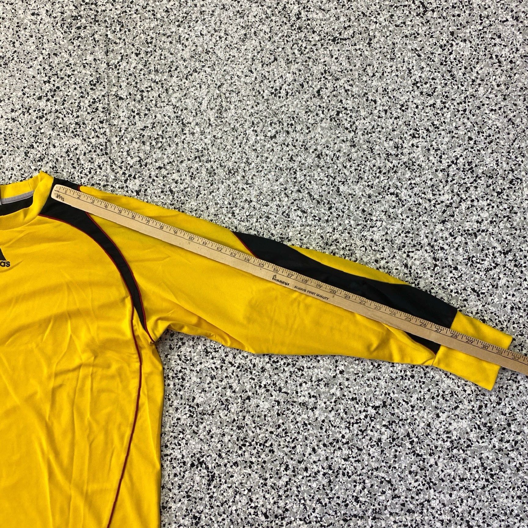 Adidas VINTAGE Adidas Long Sleeve Soccer Futbol Goalie Jersey Adult XL Yellow 90s Mens Size US XL / EU 56 / 4 - 4 Thumbnail
