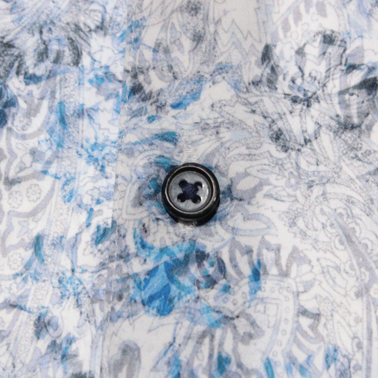 Robert Graham Robert Graham New with tags Shirt Size L US In Blue Size US L / EU 52-54 / 3 - 2 Thumbnail
