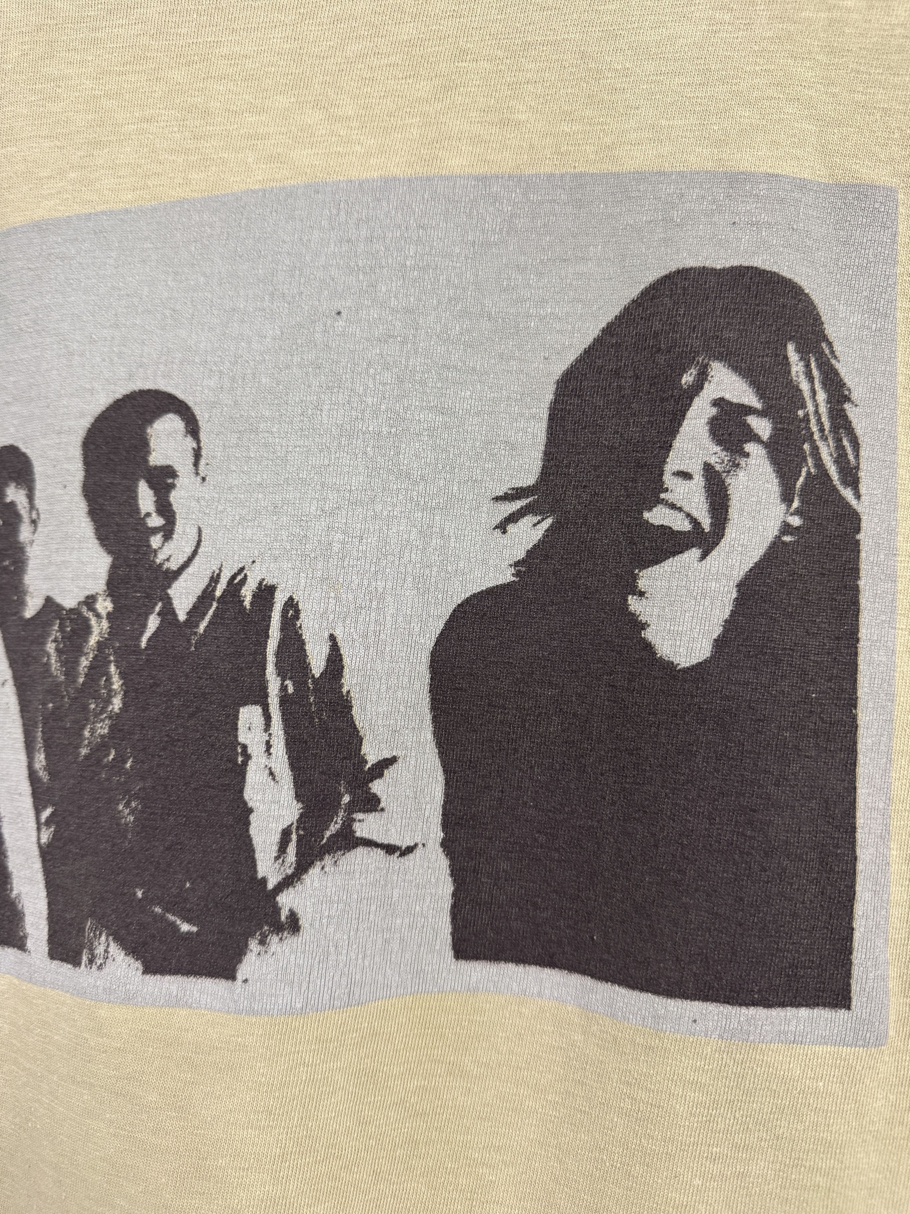 Vintage Vintage Rare 90s Foo Fighters Boot Tshirt Size US M / EU 48-50 / 2 - 10 Thumbnail