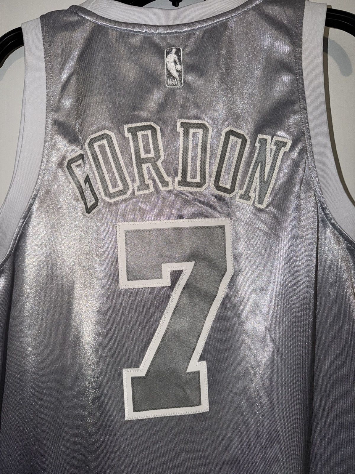 Reebok Ben Gordon Chicago Bulls Jersey M White Ice Platinum Reebok Size US M / EU 48-50 / 2 - 9 Thumbnail