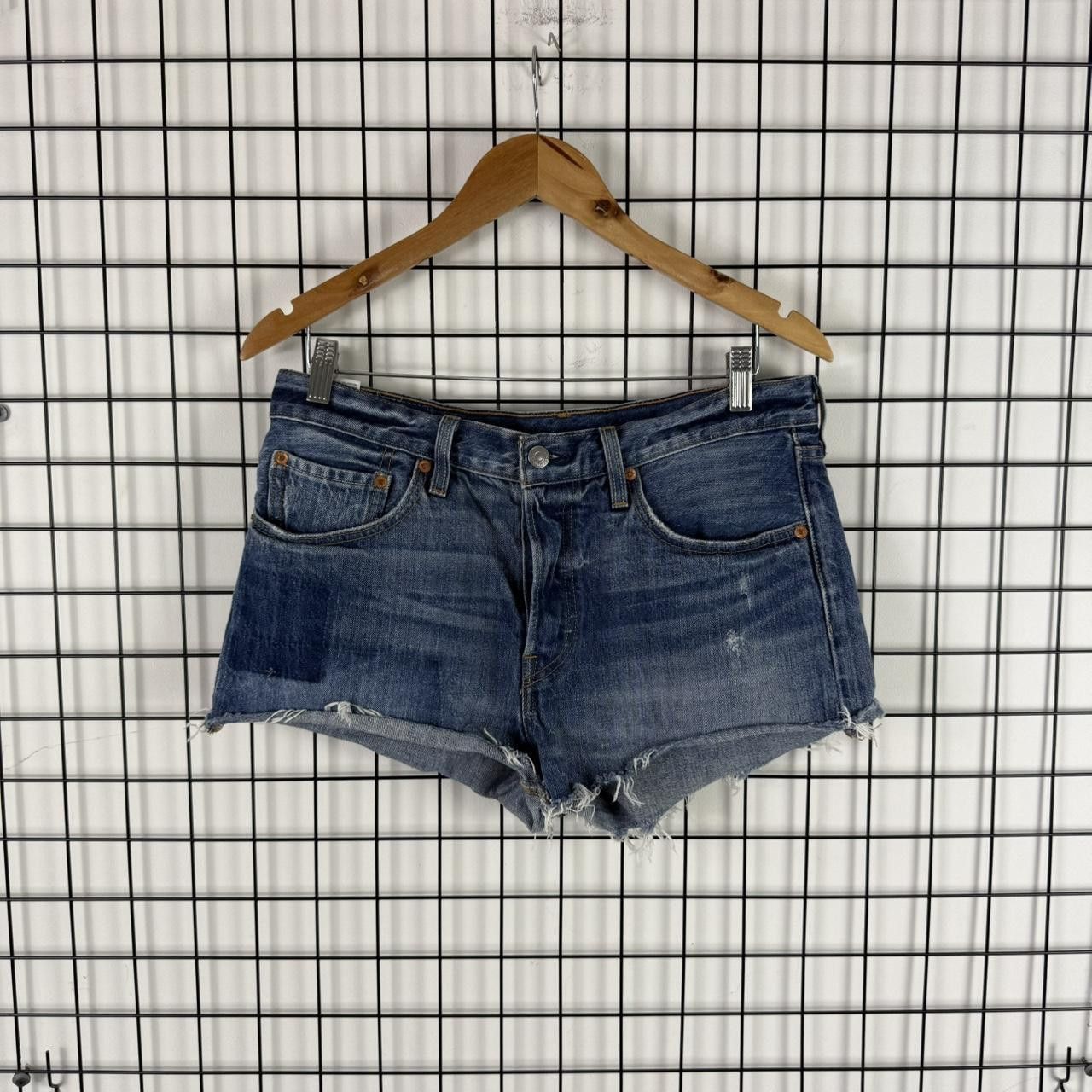 Levi's Levis Womans Shorts Jeans Vintage 2000s Size 32" / US 10 / IT 46 - 1 Thumbnail