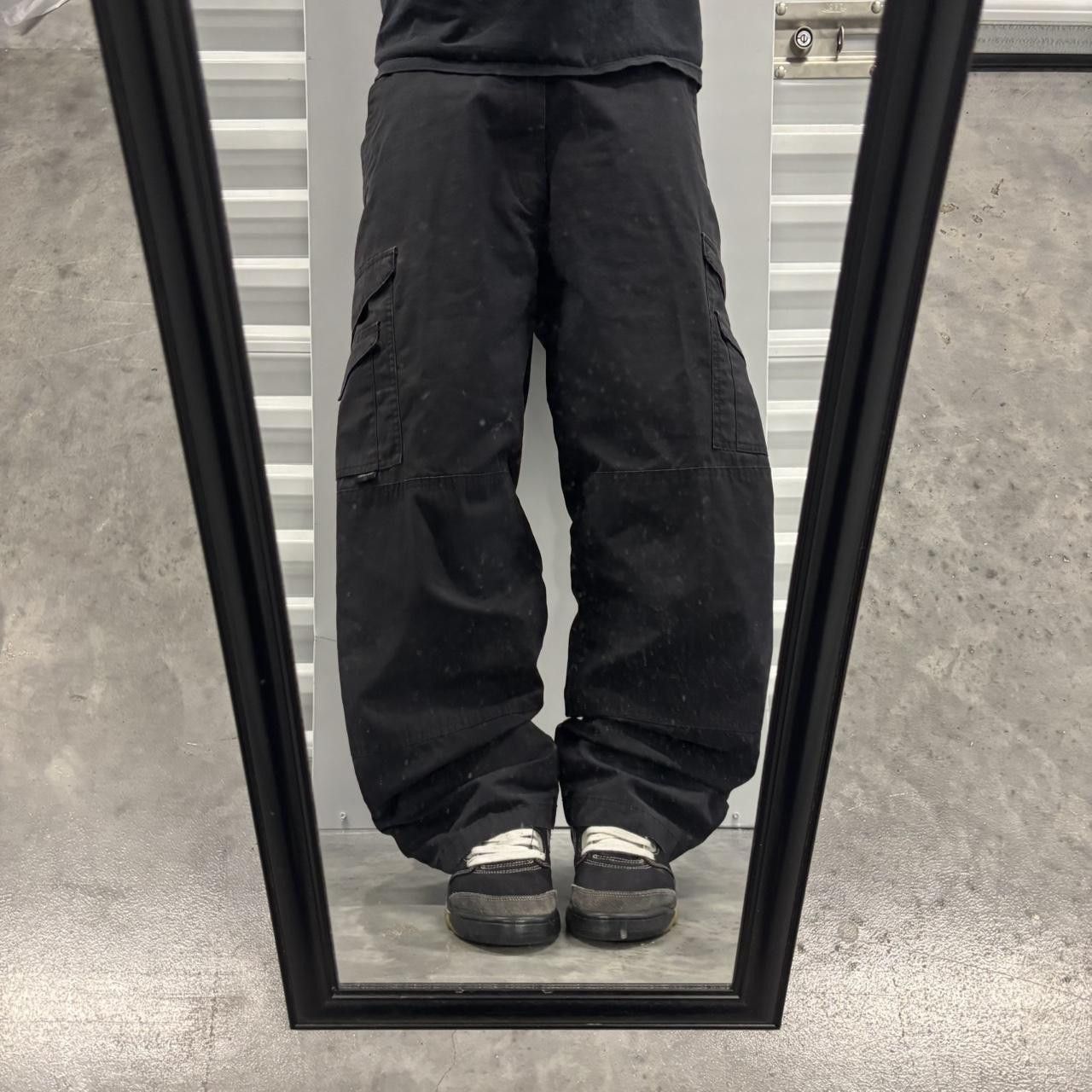 Japanese Brand × Vintage Crazy Vintage Y2K/2000s Baggy Black Streetwear Workwear Skater Cargo Pants! Size US 34 / EU 50 - 1 Thumbnail