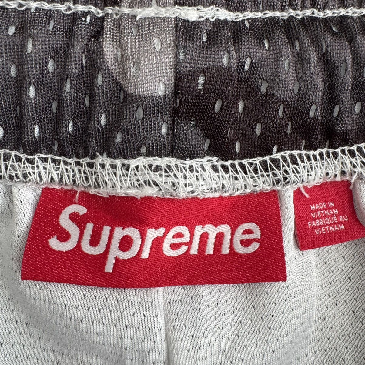 Supreme Supreme Small Box Baggy Mesh Shorts Snow Camo Size US 36 / EU 52 - 3 Thumbnail
