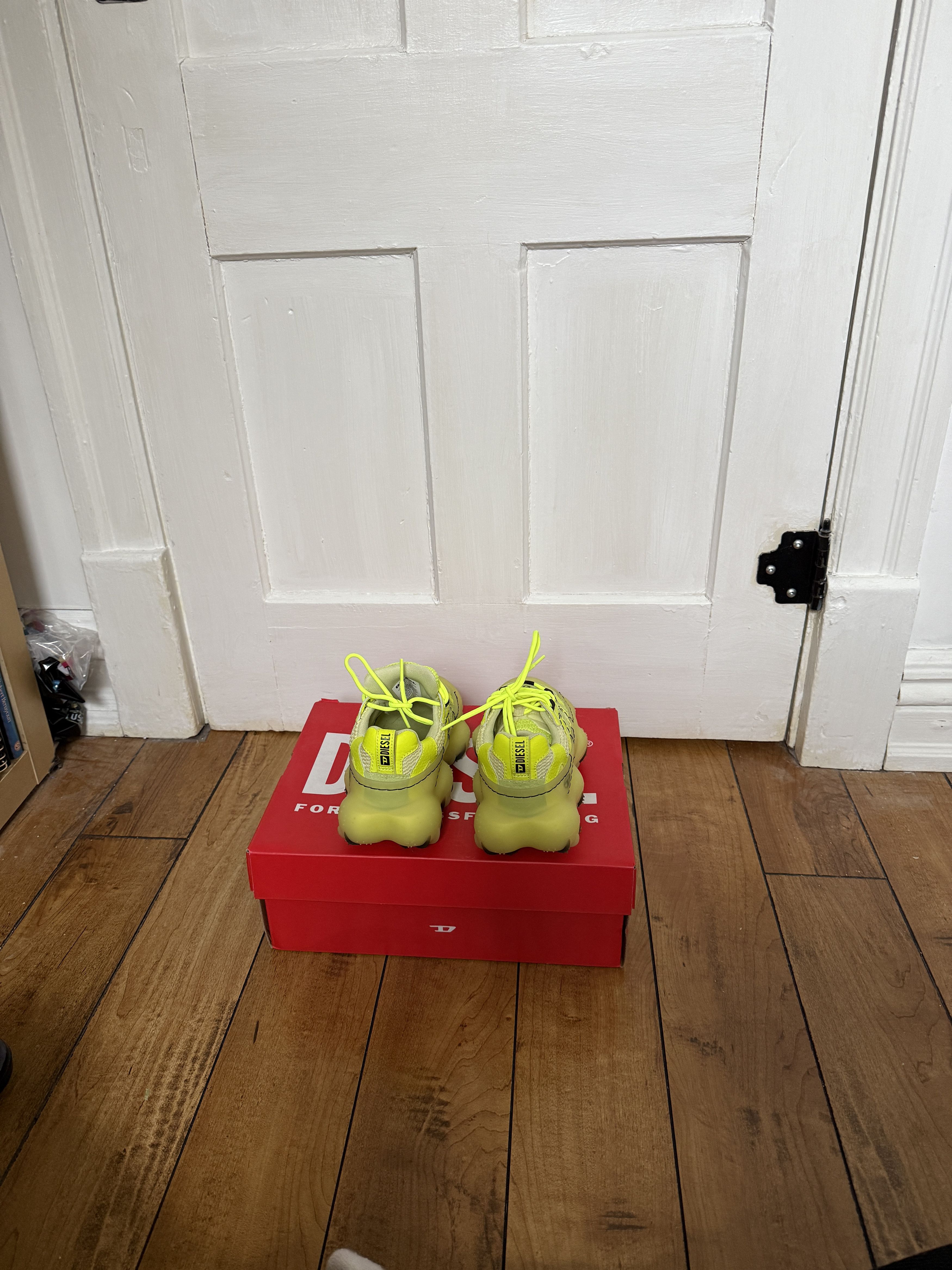 Diesel Diesel S-Prototype P1 W Sneaker Size US 6 / IT 36 - 4 Thumbnail