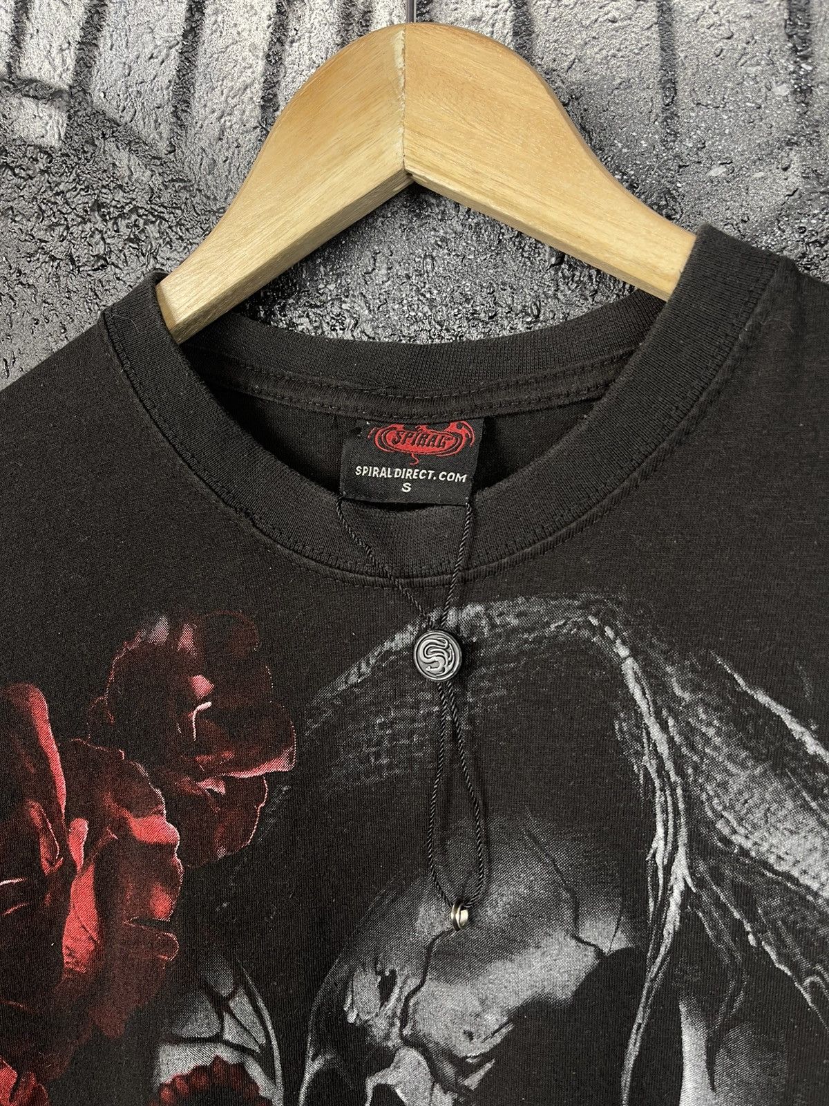Other Vintage Spiral Direct Avant Garde Gothic Over Print T-Shirt Size US S / EU 44-46 / 1 - 8 Thumbnail